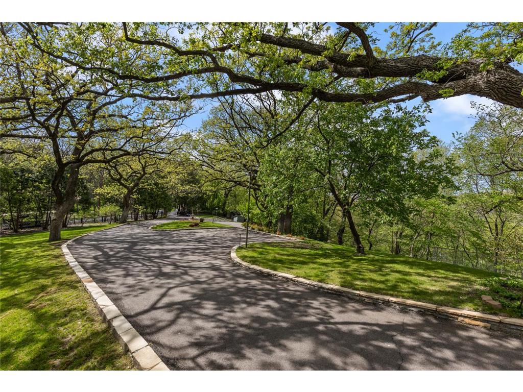 10300 Riverview Road Eden Prairie MN 55347 - Purgatory Creek 7074303 image36