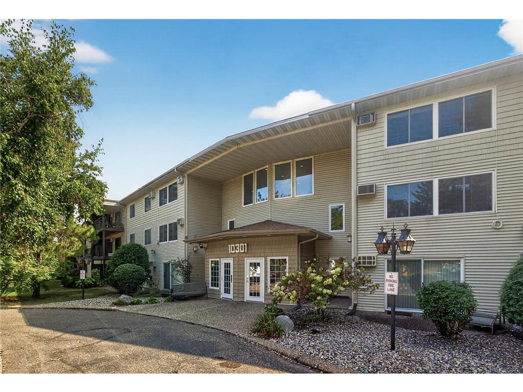10301 Cedar Lake Road #113 Minnetonka MN 55305 6784526 image1