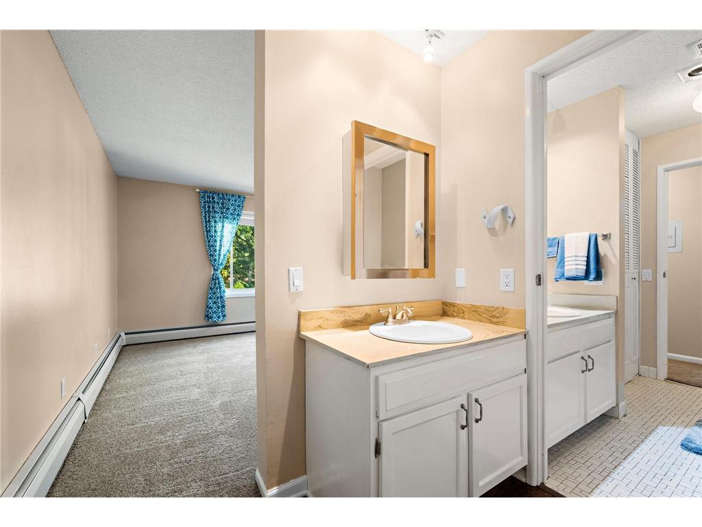 10301 Cedar Lake Road #201 Minnetonka MN 55305 7079111 image15