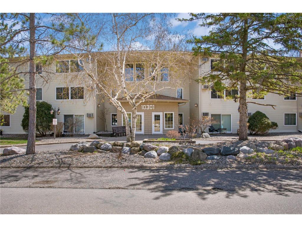 10301 Cedar Lake Road #212 Minnetonka MN 55305 6357118 image1