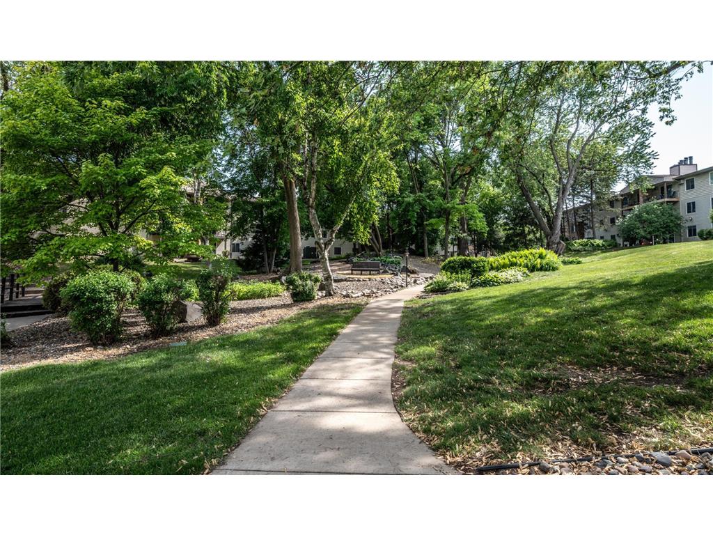 10301 Cedar Lake Road #320 Minnetonka MN 55305 7046315 image22