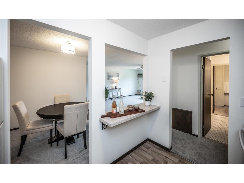 10301 Cedar Lake Road #320 Minnetonka MN 55305 7046315 image6