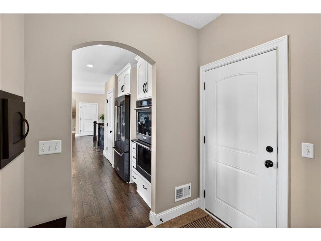 10302 Oregon Avenue N Brooklyn Park MN 55445 7079632 image39