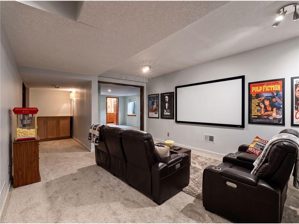 10302 Toledo Circle Bloomington MN 55437 7048992 image34