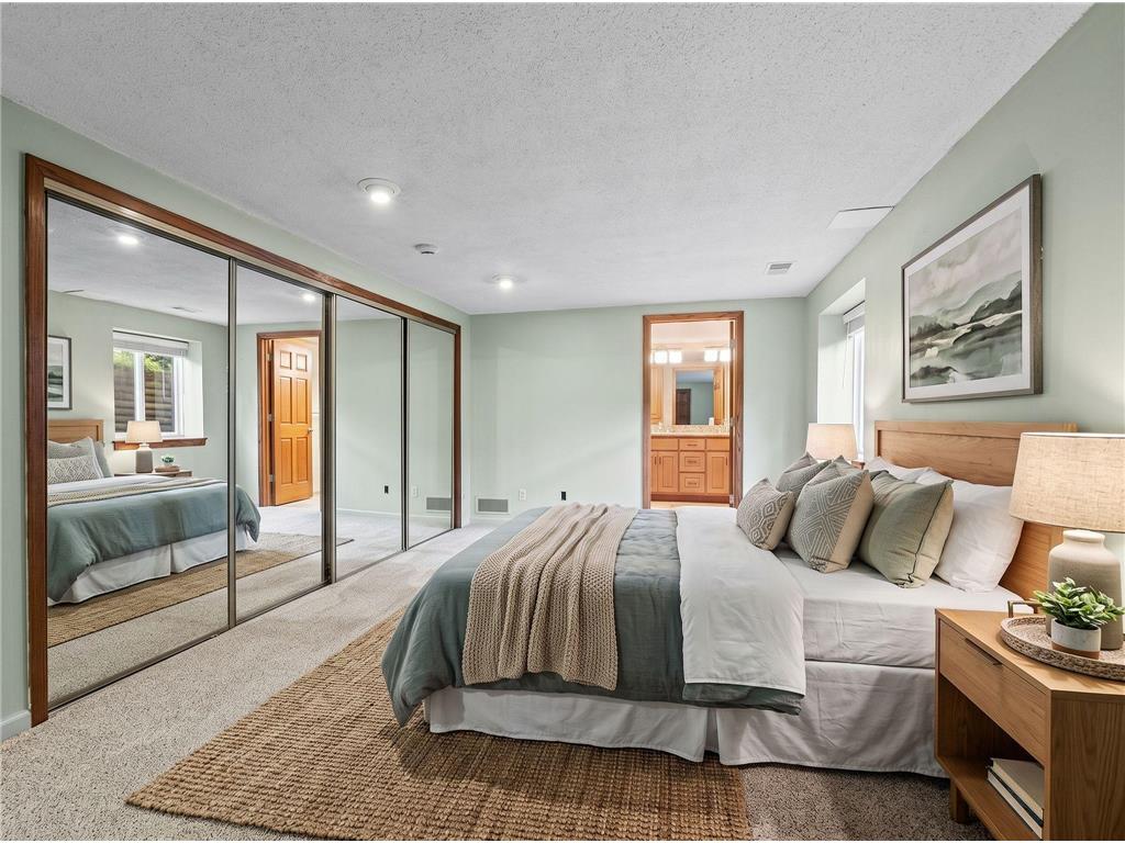 10302 Toledo Circle Bloomington MN 55437 7048992 image36