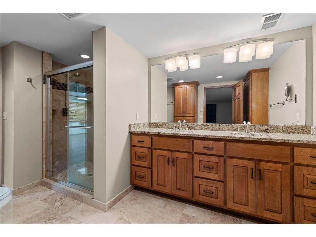 10302 Toledo Circle Bloomington MN 55437 7048992 image38