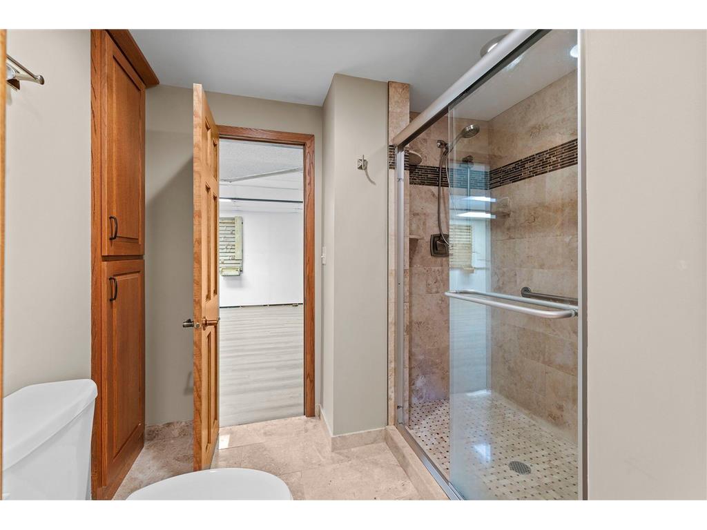 10302 Toledo Circle Bloomington MN 55437 7048992 image39