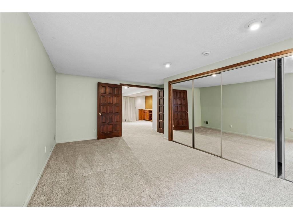 10302 Toledo Circle Bloomington MN 55437 7048992 image41