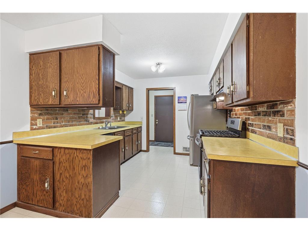 10304 107th Place N Maple Grove MN 55369 6818873 image16