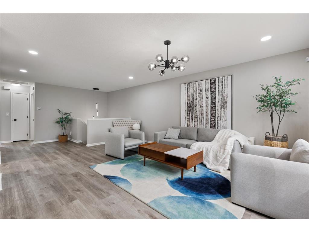 10307 Englewood Drive Eden Prairie MN 55347 7061420 image1
