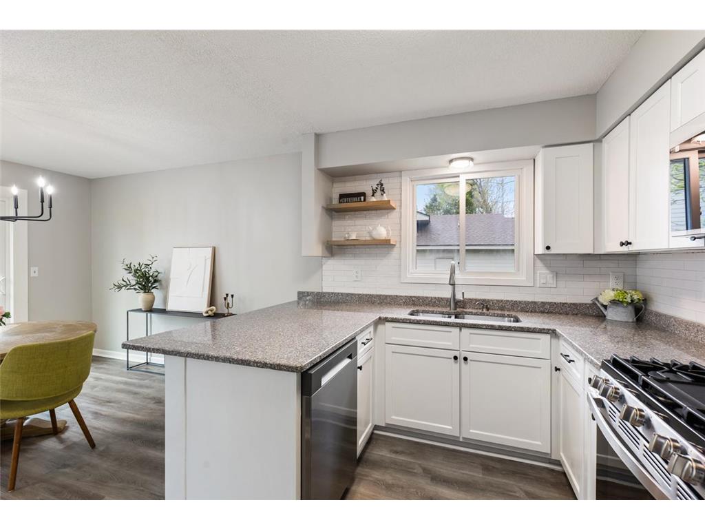 10307 Englewood Drive Eden Prairie MN 55347 7061420 image14