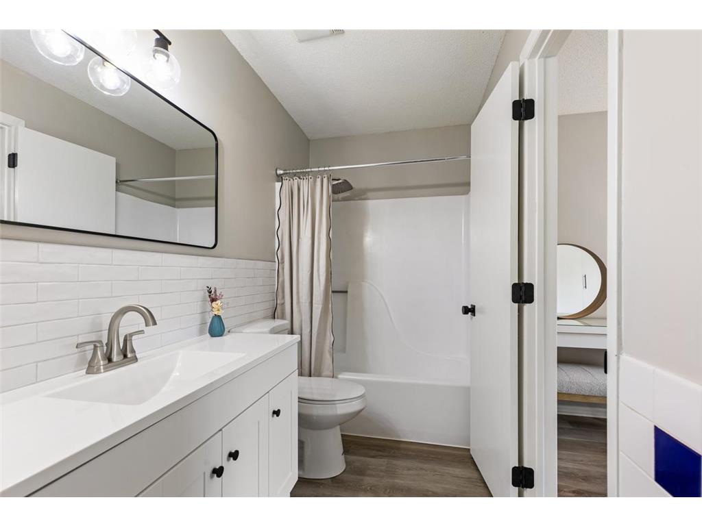 10307 Englewood Drive Eden Prairie MN 55347 7061420 image18