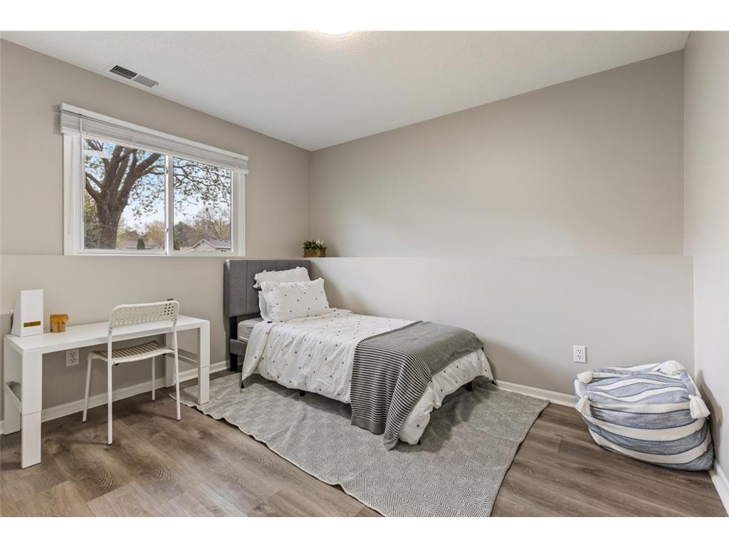 10307 Englewood Drive Eden Prairie MN 55347 7061420 image23