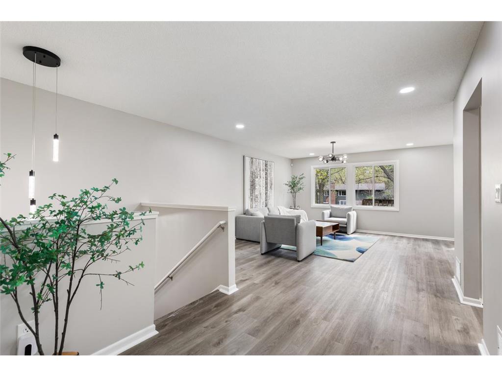 10307 Englewood Drive Eden Prairie MN 55347 7061420 image6