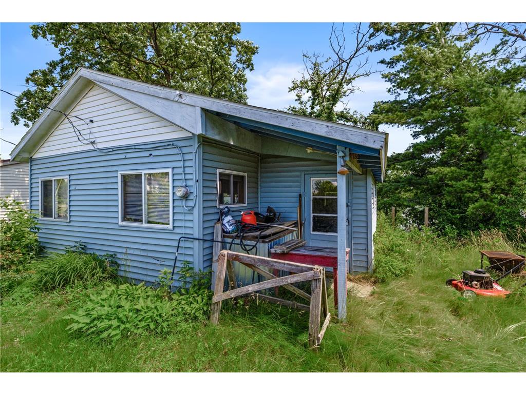 1031 23rd Street #A Prairie Lake Twp WI 54728 - Prairie 6747317 image1