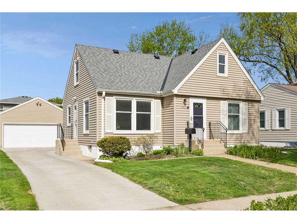 1031 Bowdoin Street Saint Paul MN 55116 7019222 image1