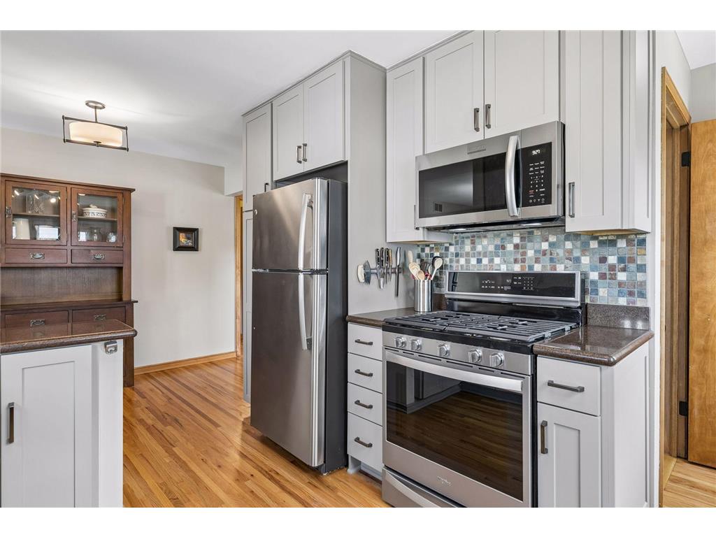 1031 Bowdoin Street Saint Paul MN 55116 7019222 image10