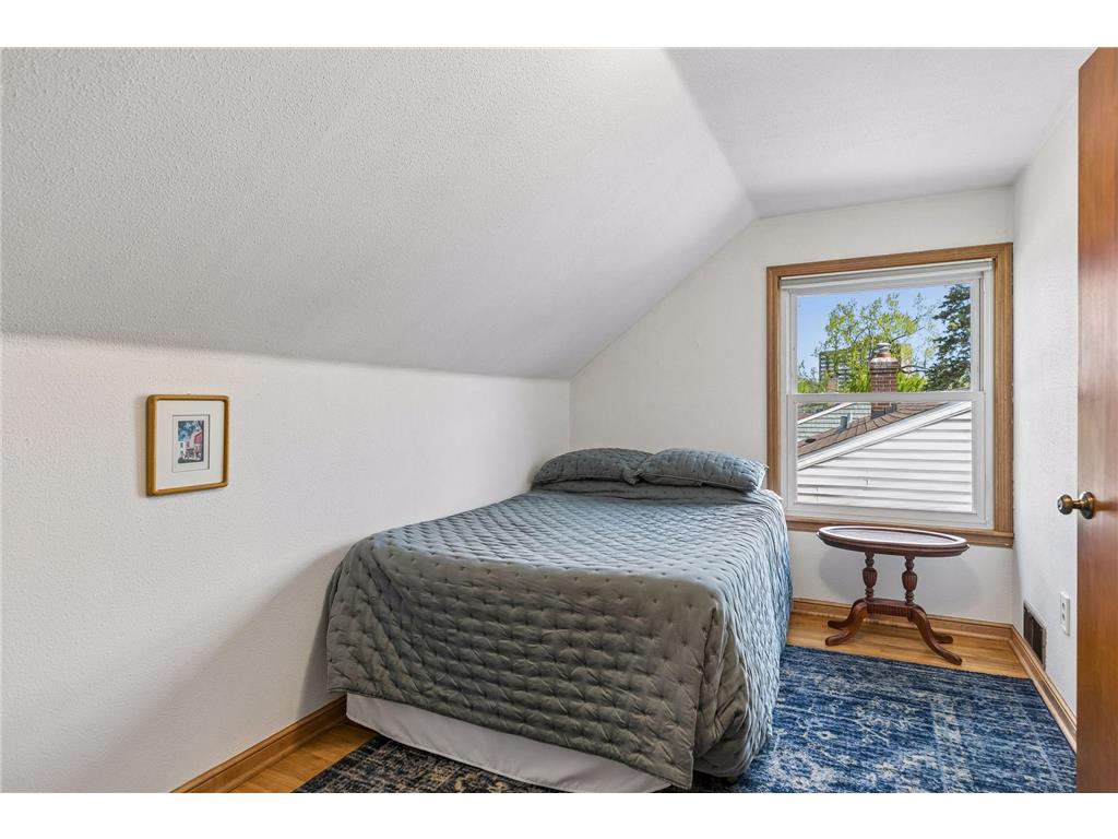 1031 Bowdoin Street Saint Paul MN 55116 7019222 image21