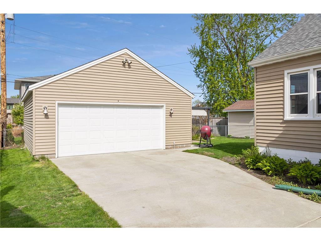 1031 Bowdoin Street Saint Paul MN 55116 7019222 image34