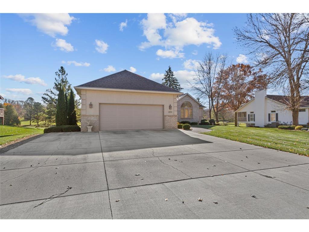 1031 Cherry Street Owatonna MN 55060 6776150 image4