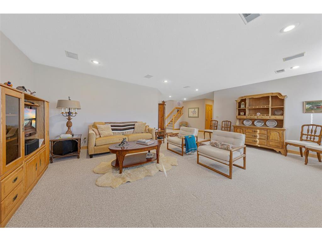 1031 Cherry Street Owatonna MN 55060 6776150 image48