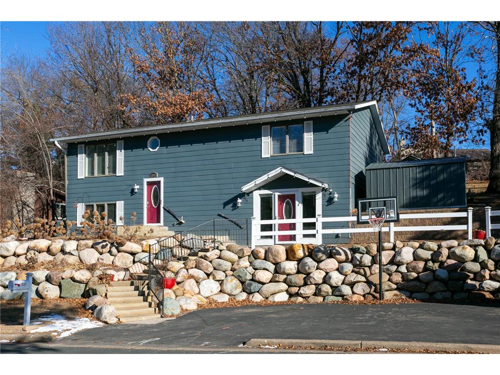 1031 Sommers Street N North Hudson WI 54016 6643842 image1