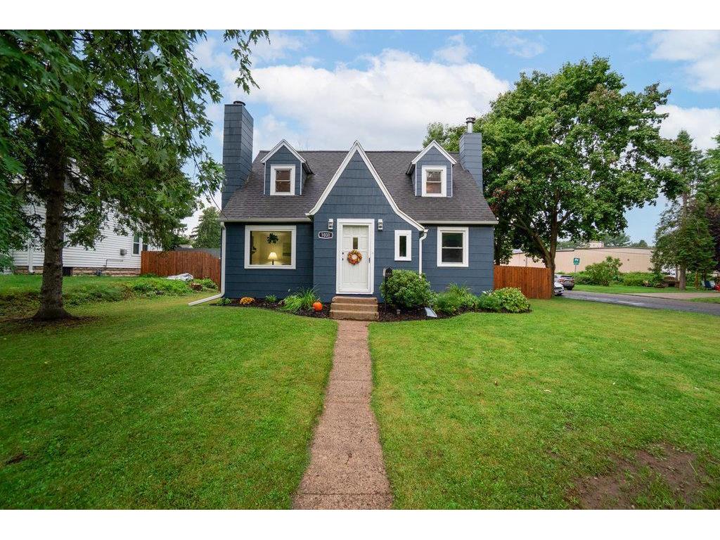 1031 Stout Street Menomonie WI 54751 6788221 image1