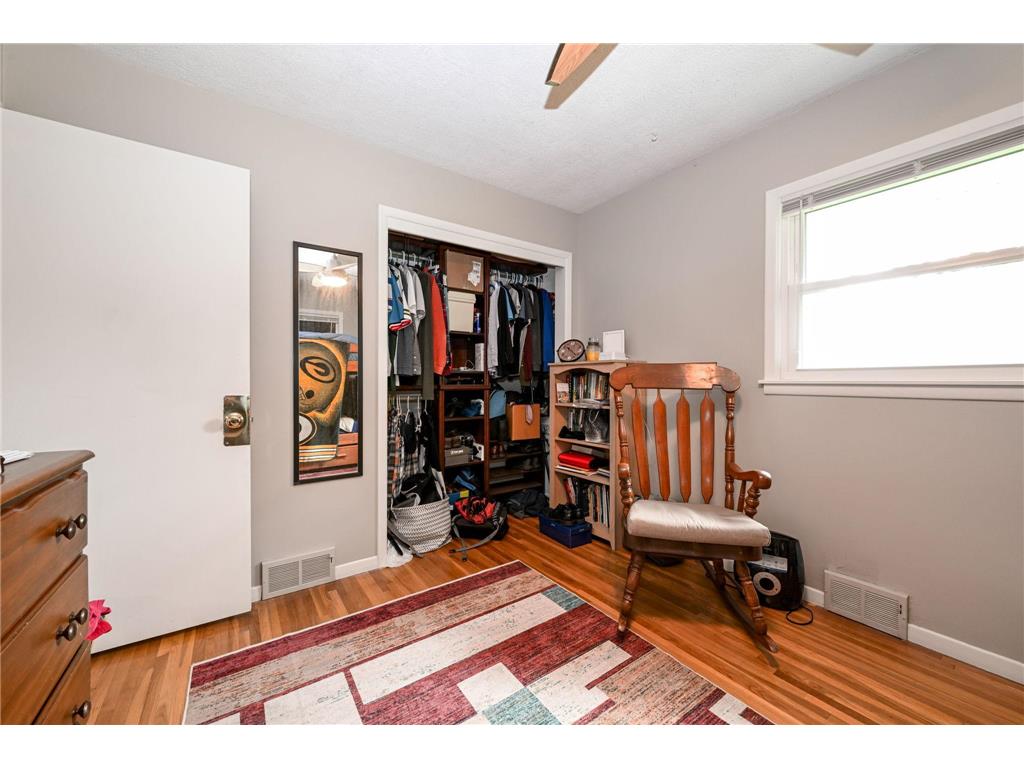 1031 Sumter Avenue N Golden Valley MN 55427 7087168 image11