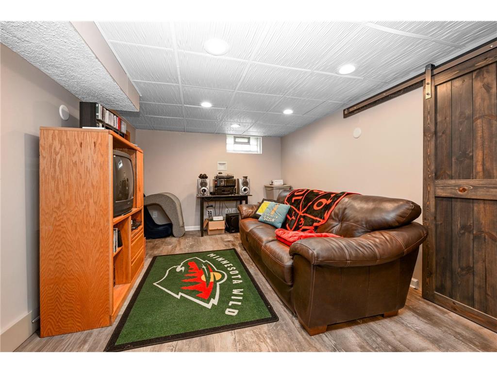1031 Sumter Avenue N Golden Valley MN 55427 7087168 image15