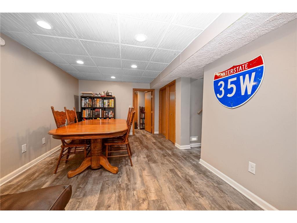 1031 Sumter Avenue N Golden Valley MN 55427 7087168 image16