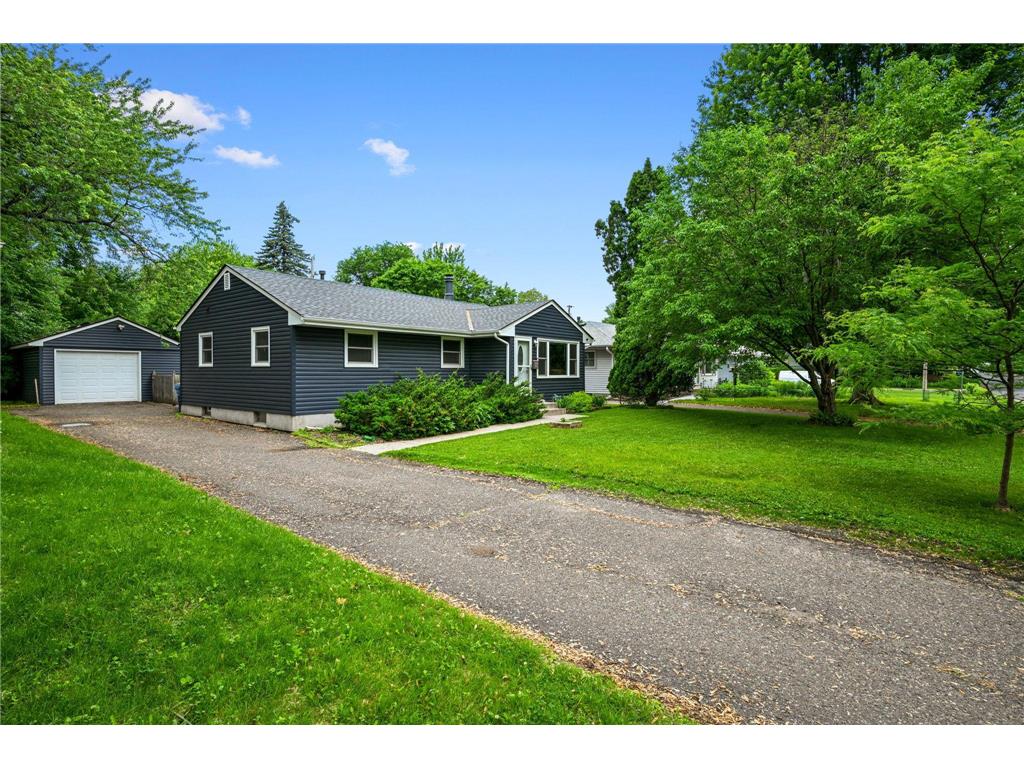 1031 Sumter Avenue N Golden Valley MN 55427 7087168 image2