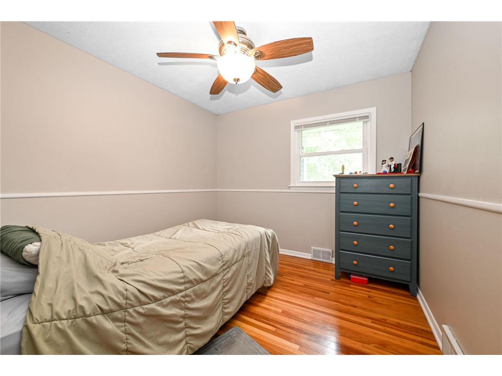 1031 Sumter Avenue N Golden Valley MN 55427 7087168 image9