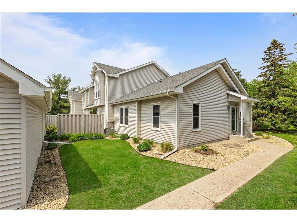 10310 Arrowwood Drive, Eden Prairie, MN, 55347 MLS 6363037 Edina