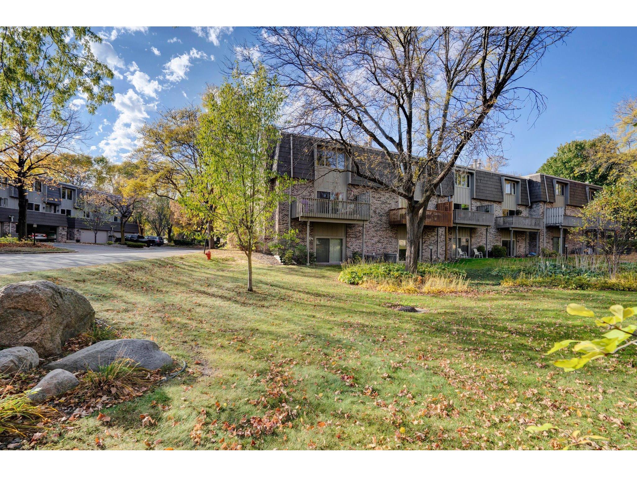 10311 Berkshire Road Bloomington MN 55437 6013379 image1