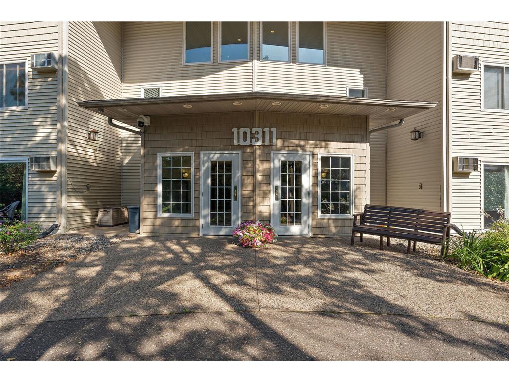 10311 Cedar Lake Road 101, MN, 55305 MLS 6434139