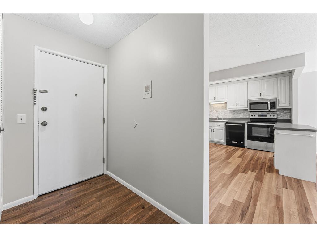 10311 Cedar Lake Road #103 Minnetonka MN 55305 7008324 image8