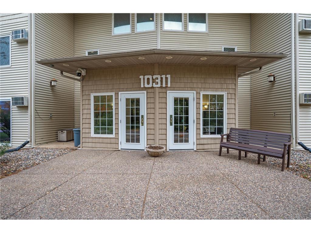 10311 Cedar Lake Road #117 Minnetonka MN 55305 6451177 image1