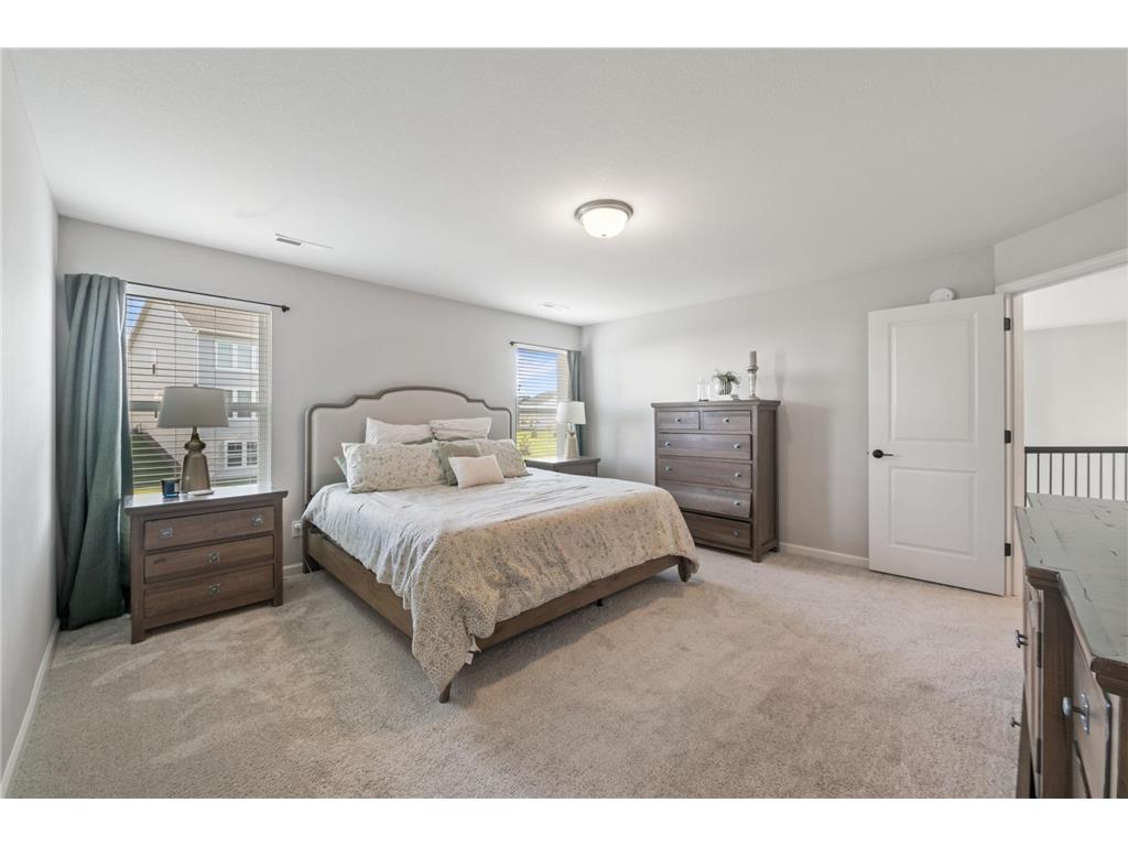 10318 McGregor Boulevard Woodbury MN 55129 6810548 image20