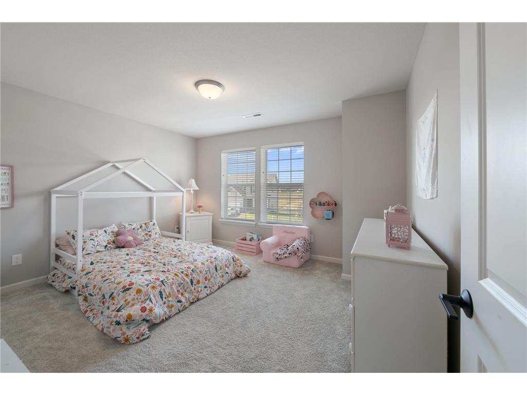 10318 McGregor Boulevard Woodbury MN 55129 6810548 image27