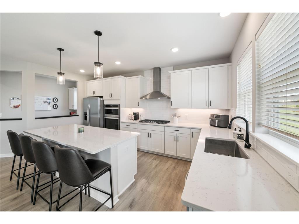 10318 McGregor Boulevard Woodbury MN 55129 6810548 image8