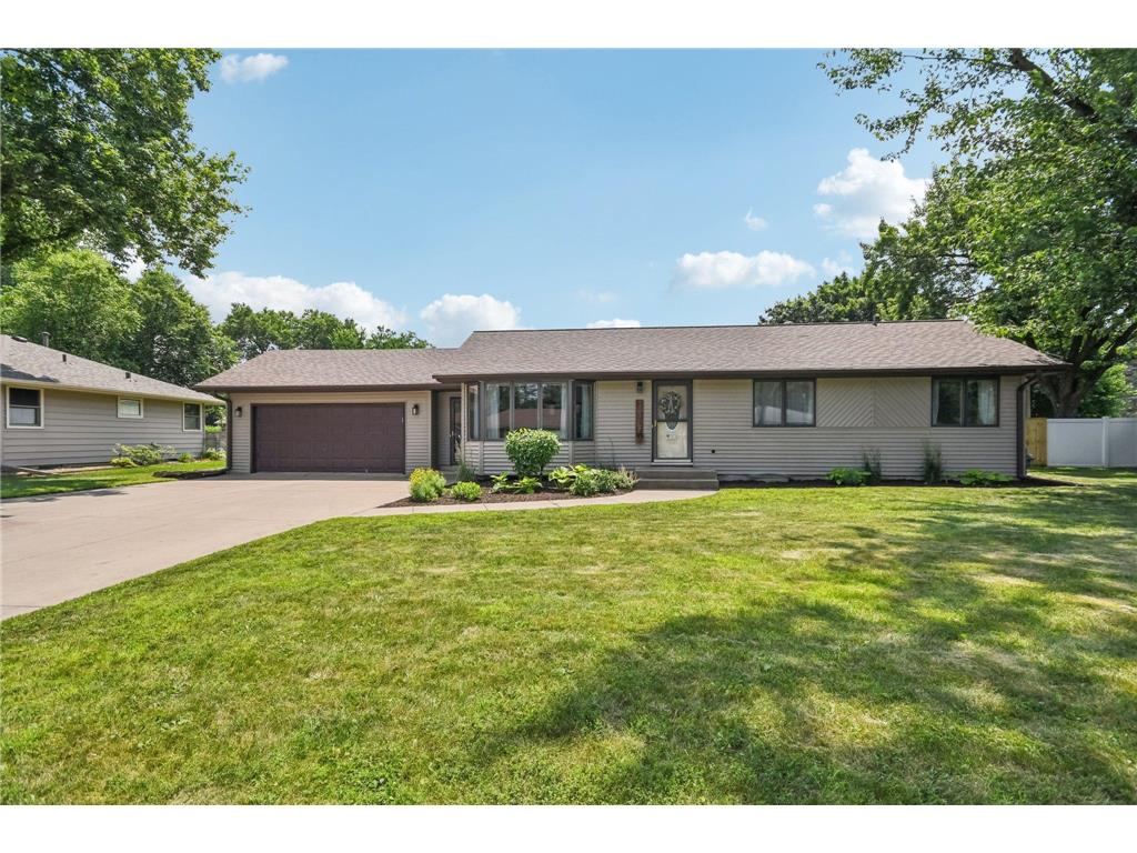 10319 York Lane Bloomington MN 55431 6750645 image1
