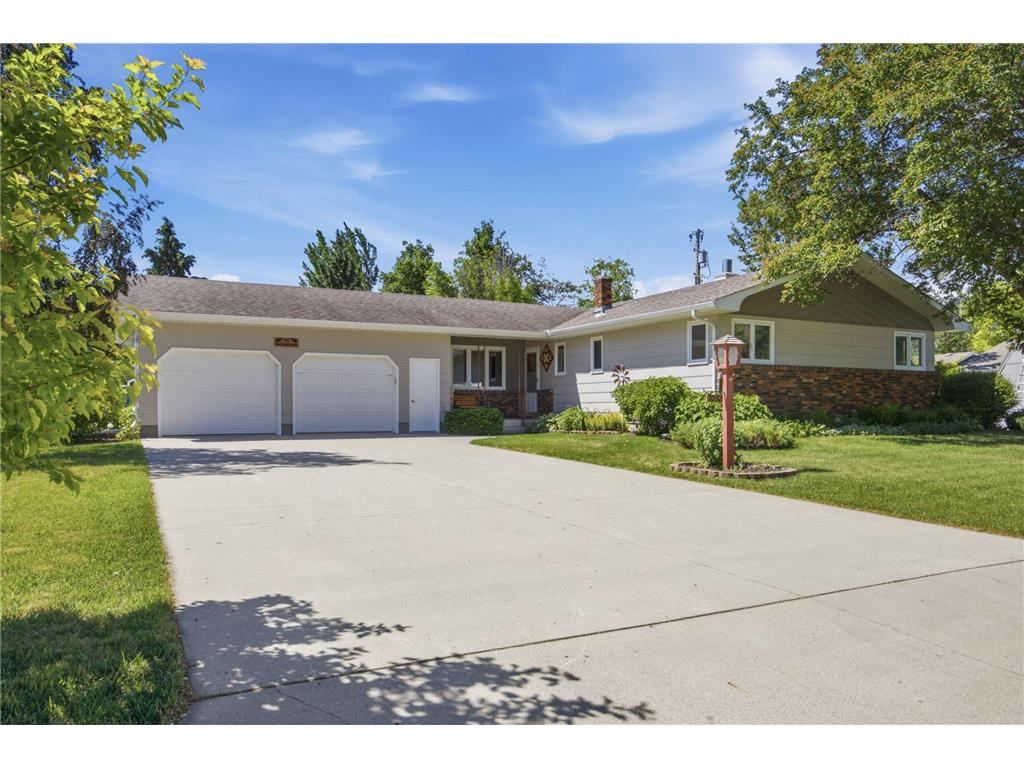 1032 2nd Street N Casselton ND 58012 7091074 image1