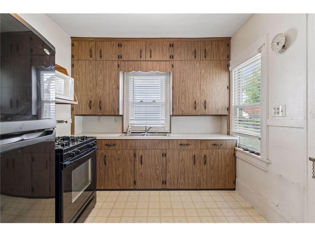1032 Cumberland Street Saint Paul MN 55117 7089986 image10