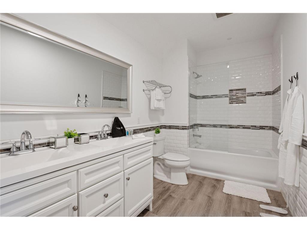 1032 Gardner Street E Wayzata MN 55391 6677589 image24