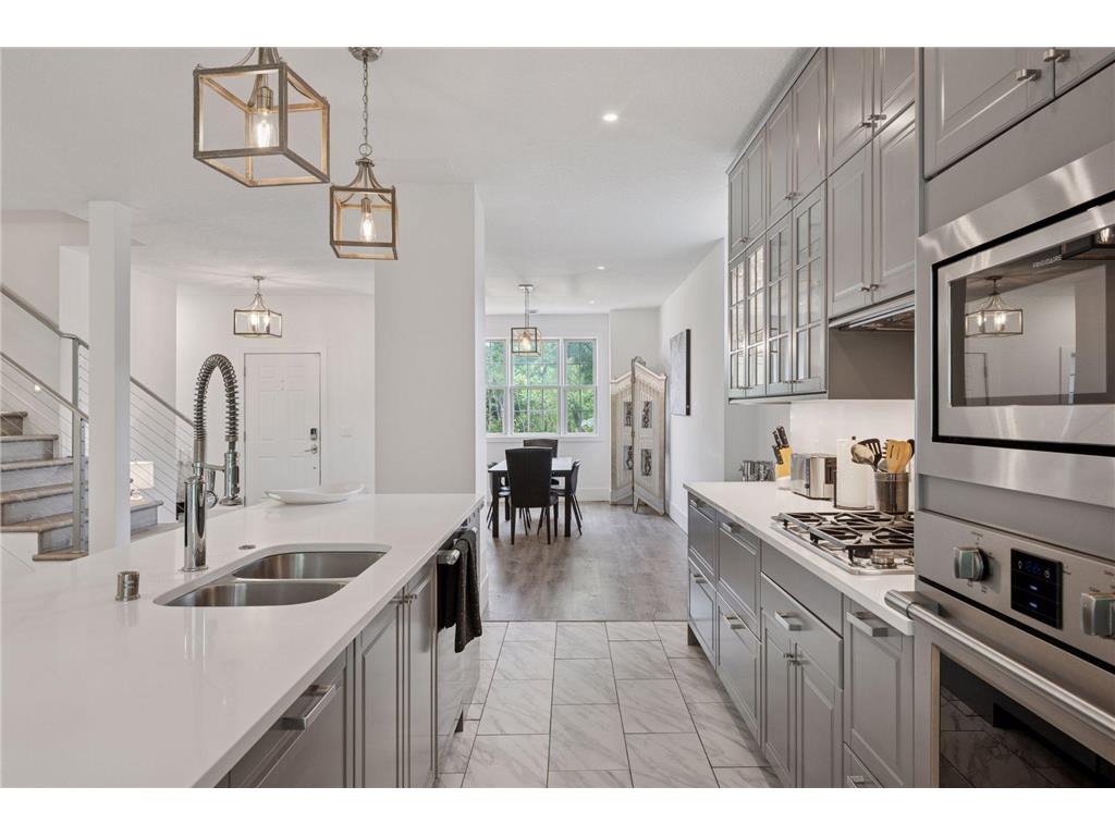 1032 Gardner Street E Wayzata MN 55391 6677589 image8