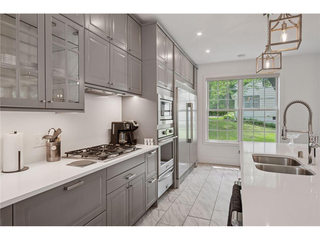 1032 Gardner Street E Wayzata MN 55391 7041006 image10