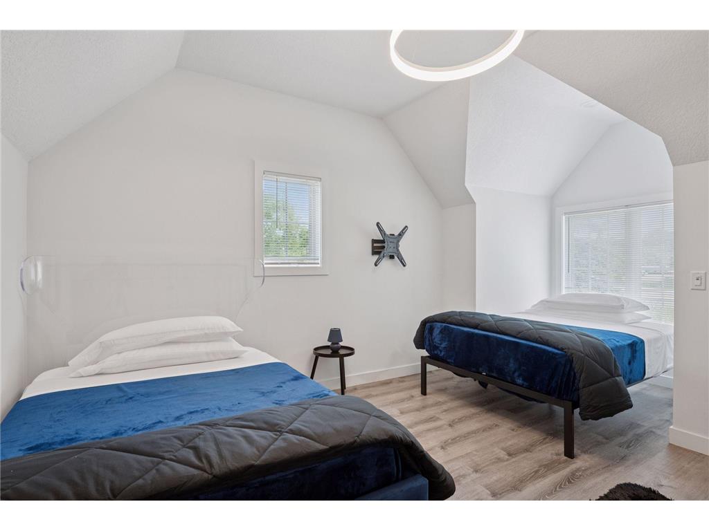 1032 Gardner Street E Wayzata MN 55391 7041006 image26