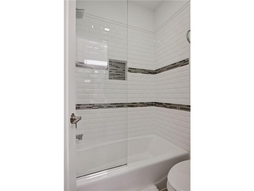 1032 Gardner Street E Wayzata MN 55391 7041006 image30