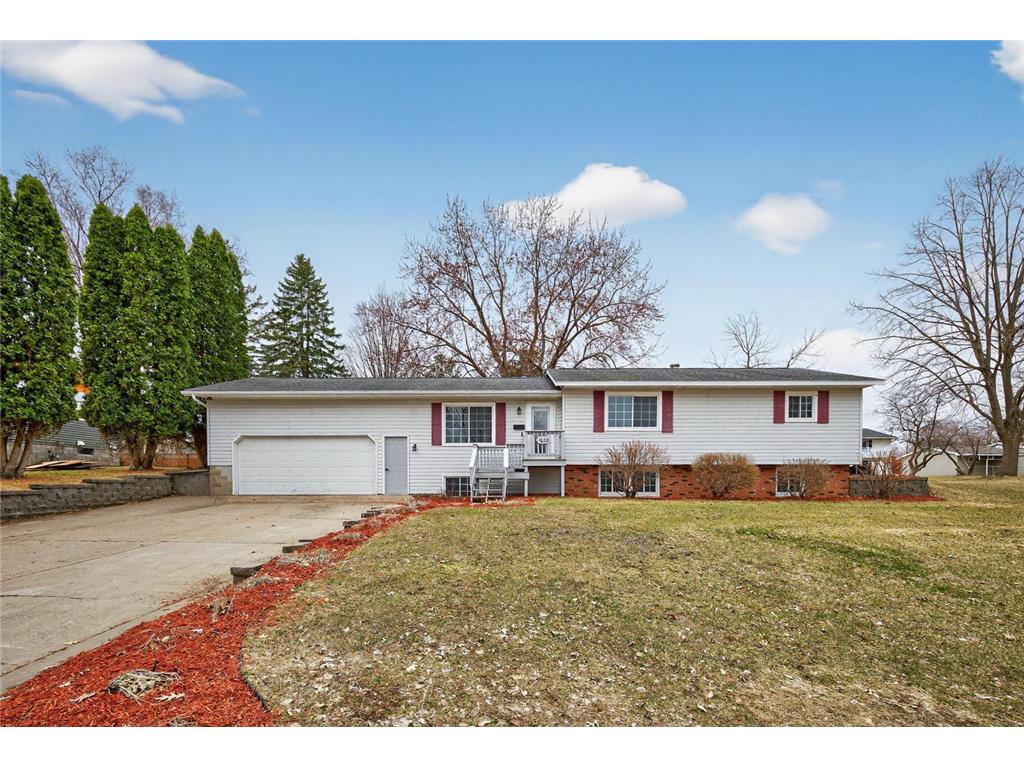 1032 Lilac Lane Lake City MN 55041 7044535 image1
