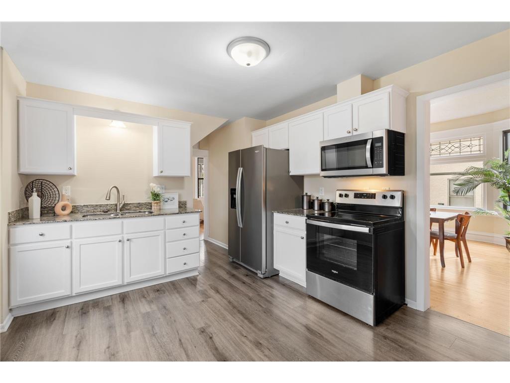 1032 Minnehaha Avenue E Saint Paul MN 55106 7053803 image21